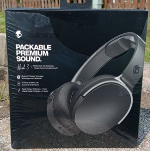 SkullCandy S6HTW-K033 Wireless over-ear headphones Bluetooth New